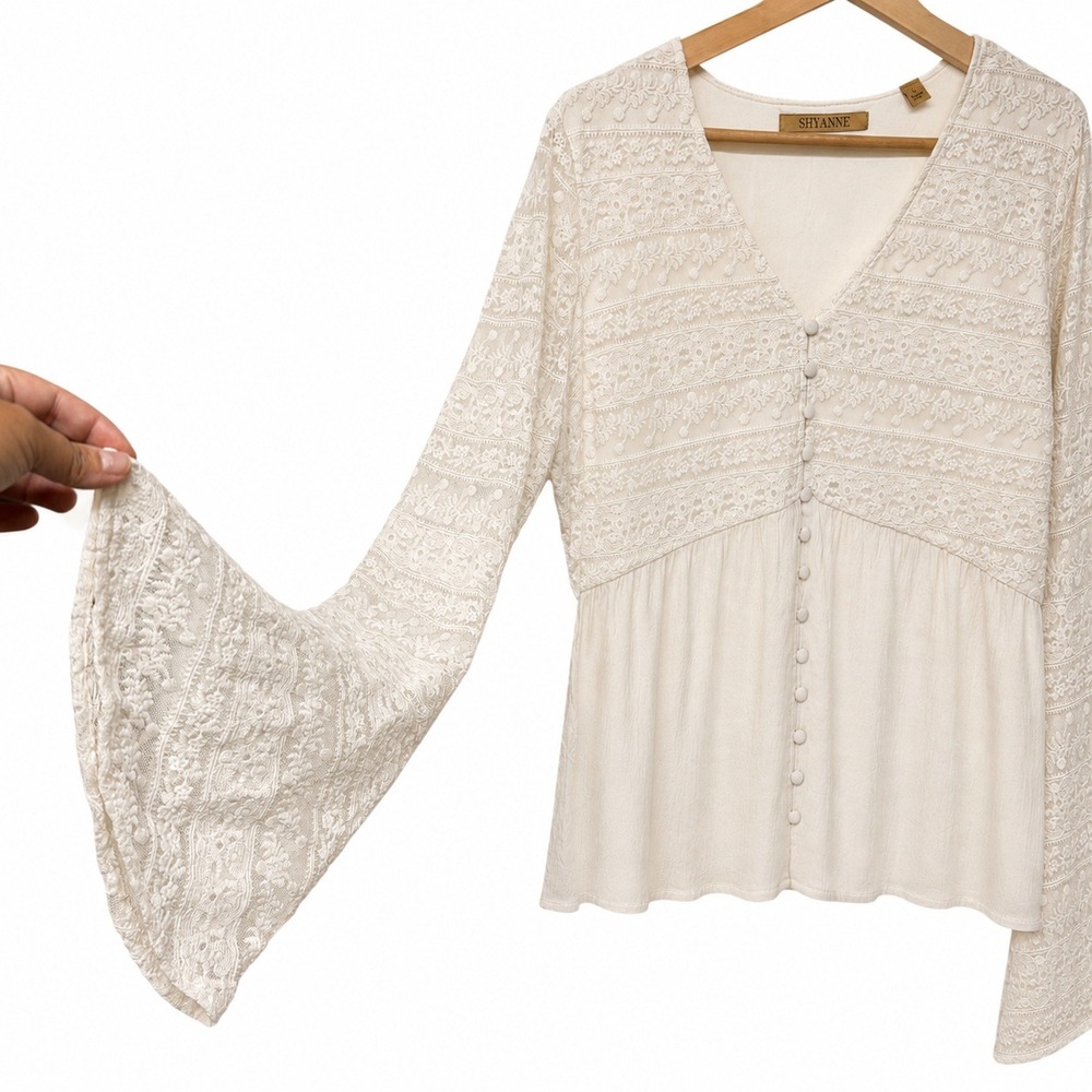 Shyanne Lace Bell Sleeve Blouse Boho Western Peasant Top Ivory Size L Romantic